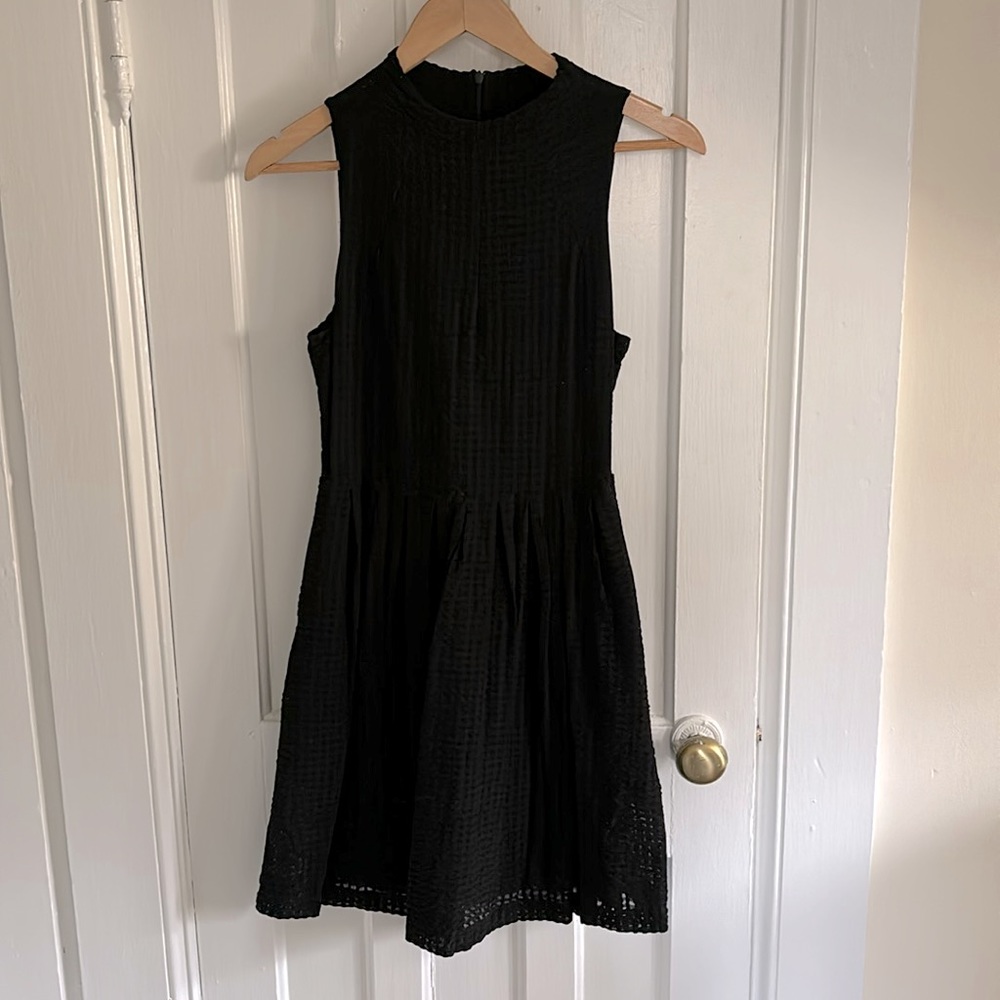 EUC Sleeveless Fit & Flare Little Black Dress w/ Pockets (Size S)